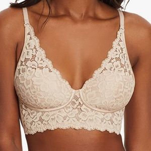 New with tags: Maidenform Pure Comfort Lace Bralette